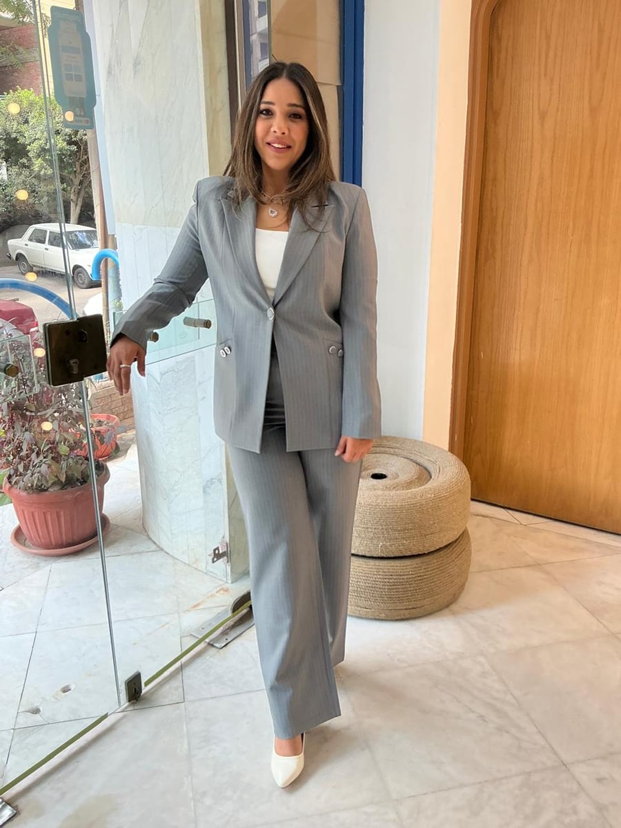 Formal striped suit - Image 3