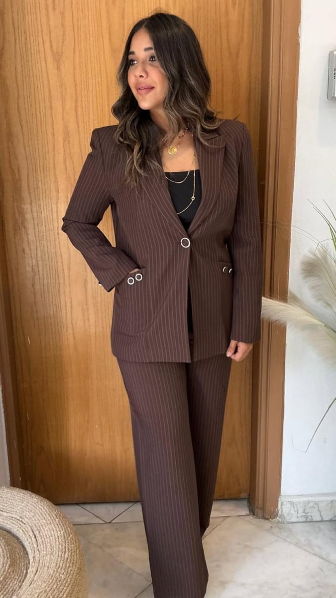 Formal striped suit - Image 2