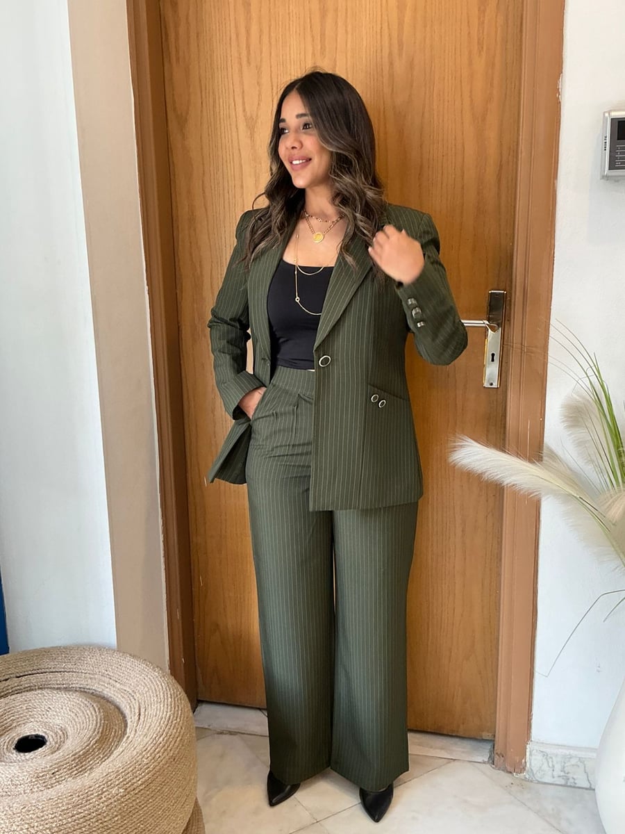 Formal striped suit - Image 3