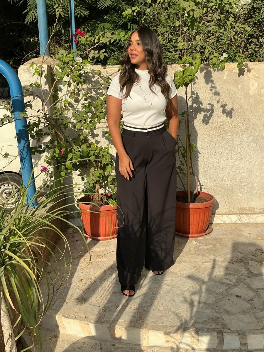 Pants with white band - Image 2