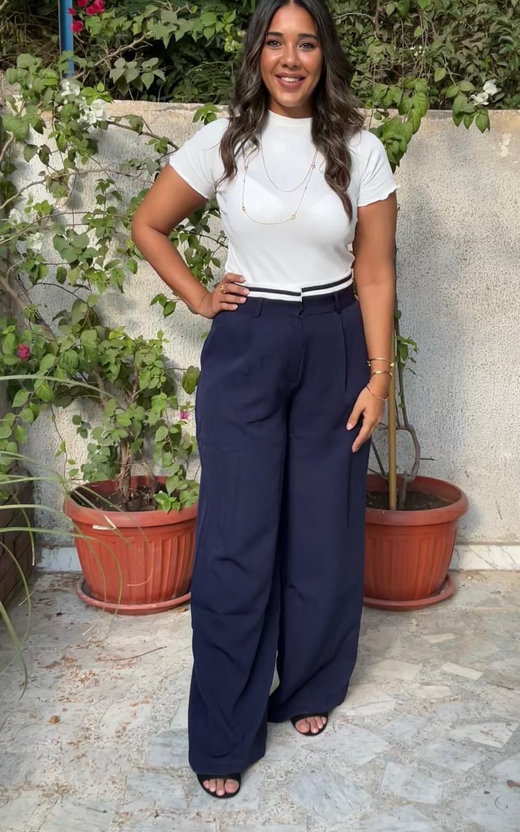 Pants with white band - Image 2